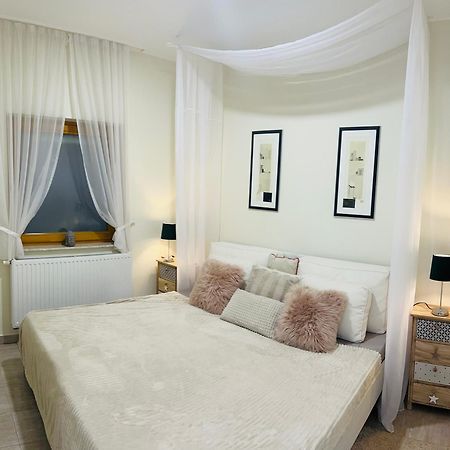 Villa Relax Apartman Gárdony Buitenkant foto