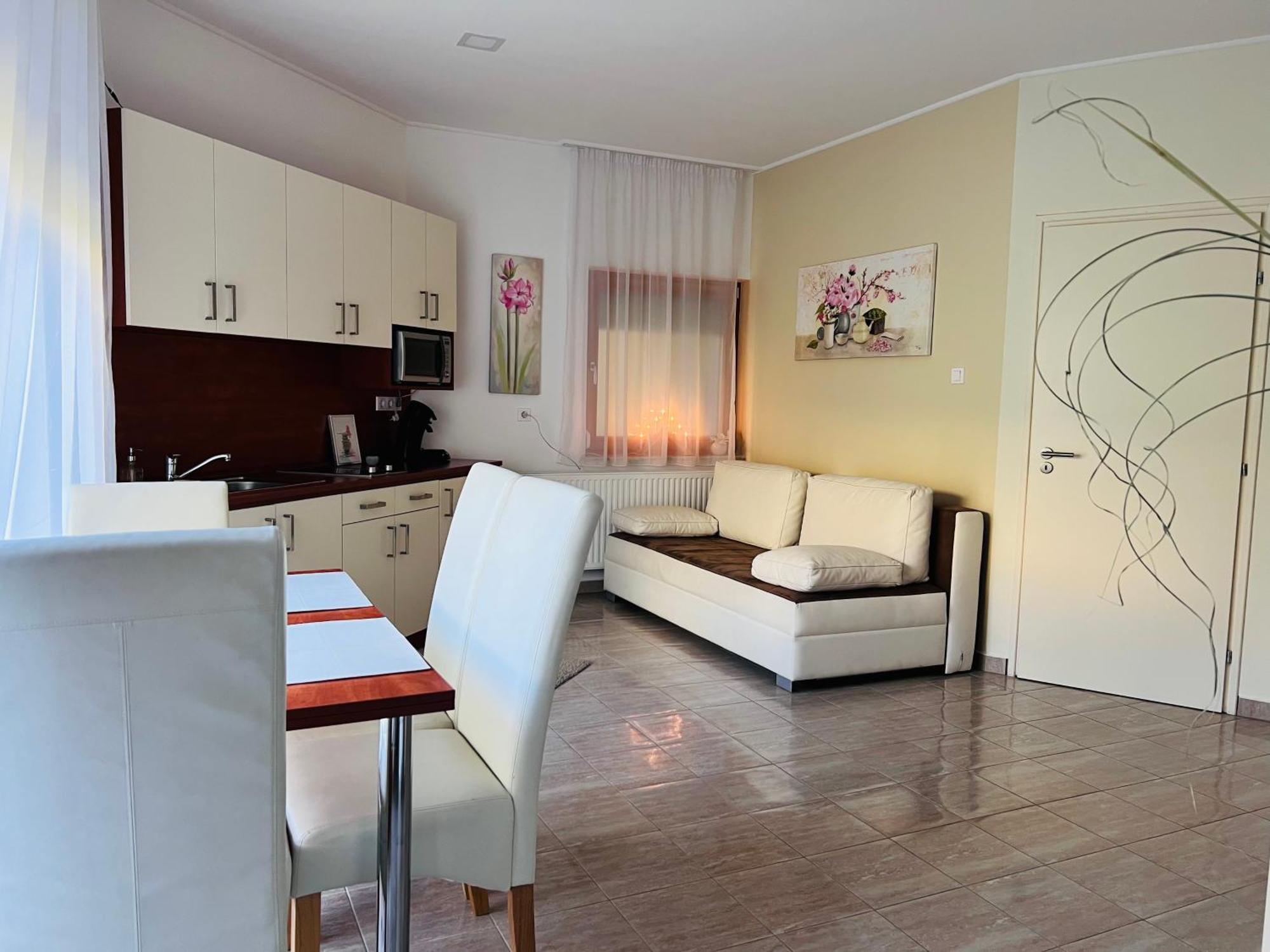 Villa Relax Apartman Gárdony Buitenkant foto